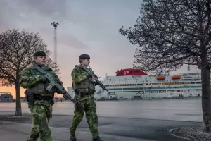 Ante la tensin con Rusia, Suecia enva cientos de tropas a la isla de Gotland para prevenir un posible ataque