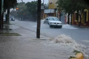 Catamarca est bajo alerta naranja y amarilla por fuertes tormentas