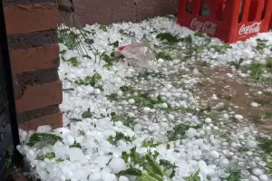 Tinogasta: Se registr fuerte lluvia y cada de granizo
