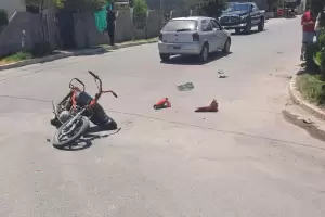 Saujil: Una joven de 15 aos impact contra una camioneta