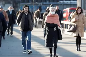 Inglaterra anuncia el fin de las restricciones, incluida la cuarentena a positivos