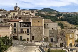 Un pueblo ofrece 5000 euros para atraer habitantes: los argentinos fueron los que ms aplicaron