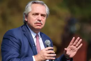 Alberto Fernndez en Alemania: Encuentros, respuestas y cruces