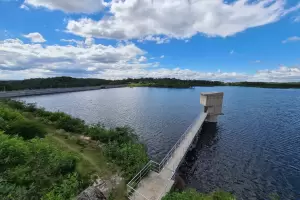 Aument� el caudal de los diques provinciales, pero  ninguno lleg� a su capacidad m�xima