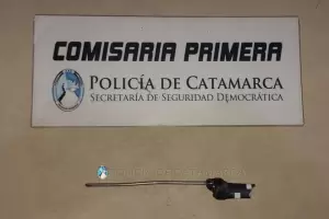 Tres detenidos por amenazar de muerte a vecinos con arma blanca