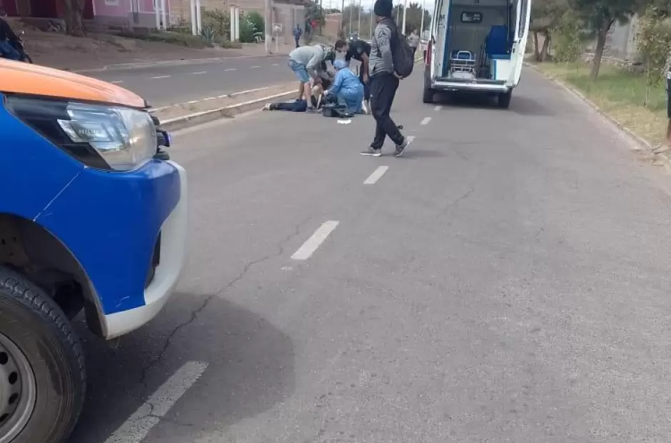 Inconsciente. Se encuentra grave el motociclista accidentado en Fiambal�.