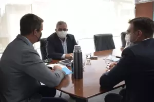 Convenio para la construcci�n del sistema de desag�es cloacales en Los Altos