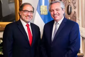 Tras el viaje a Rusia y China, Alberto Fernndez se reuni con el embajador de la Argentina en EEUU
