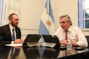 Frente a la tensin con EE. UU., Alberto Fernndez se reuni con Martn Guzmn por la negociacin con el FMI