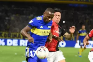 Boca Juniors y Col�n de Santa Fe empataron 1 a 1 en su debut en la Copa de la Liga Profesional