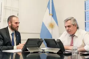 Alberto Fernndez y Martn Guzmn definen el tramo final del acuerdo con el FMI