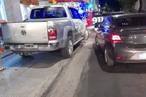 Se qued sin frenos en pleno centro capitalino y casi choca con dos autos