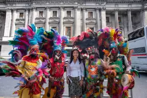 Comparsas de Mutqun con coplas, color y ritual