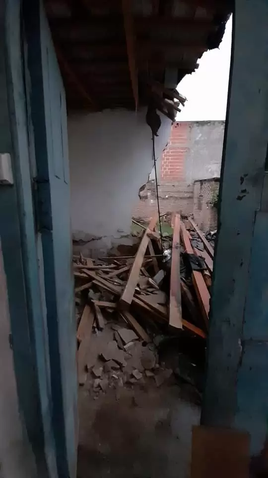 derrumbe de una casa en el centro