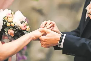 Se divorci de ella por bailar una cancin empoderada en la fiesta de casamiento: "Soy dominante"