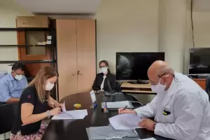 OSEP firm� nuevos convenios con profesionales de la salud