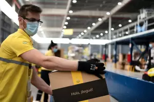 Mercado Libre busca ms de 200 empleados y paga hasta $464.000: cmo postularse