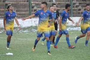 Policial suma dos refuerzos ms a la pretemporada