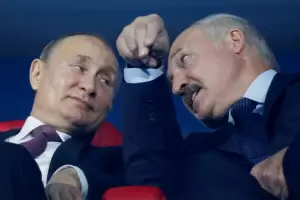 Bielorrusia anunci que le permitir a Rusia ubicar armas nucleares en su territorio