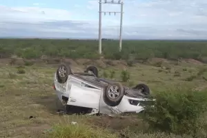 Un turista muri aplastado por el automvil en el que viajaba tras un tremendo vuelco