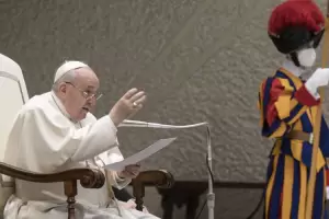 El Papa renueva su llamado a la paz y prepara una indita jornada de ayuno y oracin