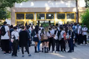 Sin asueto: jornada laborable normal para la administracin y escuelas provinciales