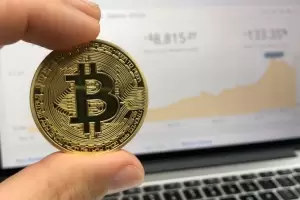 Gu�a 2025 para invertir en criptomonedas: BTC, ETH, XRP y 1inch