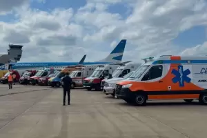 Un avin de Aerolneas Argentinas sufri una despresurizacin y debi aterrizar de emergencia en Crdoba