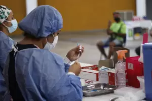 Covid-19: cmo sigue el calendario de vacunacin hoy en la provincia