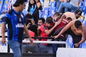 Horror en Mxico: Muertos y heridos por un enfrentamiento entre hinchas