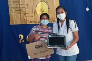 Entregaron netbooks a estudiantes de la Escuela Secundaria N 6