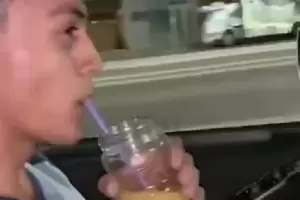 Video: Un joven manejaba a 140 kilmetros por hora mientras consuma alcohol