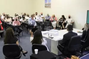 Educaci�n se reuni� con los representantes de los colegios y escuelas de Gesti�n Privada