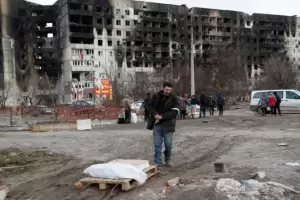Ucrania estima que las tropas de Putin destruyeron el 80% de las viviendas de Mariupol