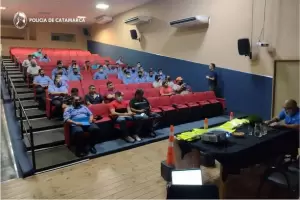 Capacitacin en Seguridad Vial para efectivos policiales y personal municipal de Pomn