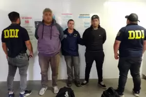 Detuvieron a dos hombres por golpear y abusar sexualmente a una joven trans