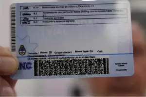 Los veteranos de Malvinas ya pueden figurar como hroes en la licencia de conducir