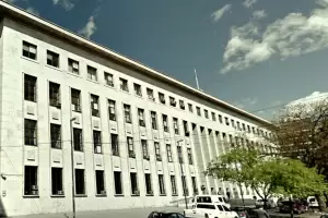 Le quitaron la licencia de conducir a un hombre que debe $470.000 de cuota alimentaria