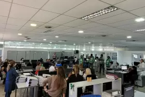 Empleados de Recursos Humanos levantaron "momentneamente" la medida de fuerza