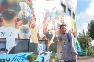 El buzo que us� Leo Messi es furor: aument� 100 euros en 3 horas