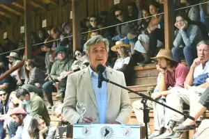 El titular de la Sociedad Rural, acus Feletti, de decir "estupideces" para provocar a los productores