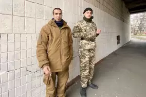 De las selfies entre los escombros al rol clave de las redes: as viven la guerra los centennials