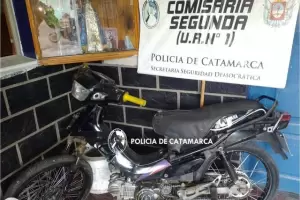 Aprehenden a un joven de 19 aos por circular en una moto robada
