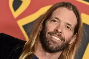 Homenajearon a Taylor Hawkins en los Grammys 2022