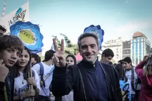 Cruces en el FdT: Larroque sentenci que el Gobierno es nuestro