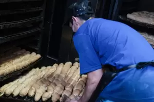 El Gobierno busca fijar un nuevo precio del pan