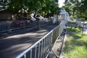 C�rdoba cierra los vacunatorios masivos y casi todos los centros de hisopado