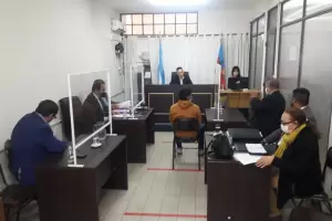 Joven que apual a su vecina seguir preso y sera imputado de intento de femicidio