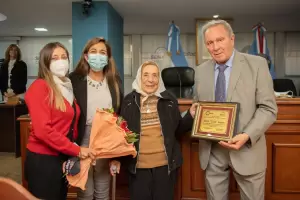 El Senado homenaje a Sara Coca Lujn ex presa poltica en la dictadura militar