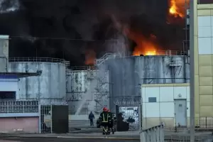 Rusia atac una refinera de petrleo y tres depsitos de combustible en Odesa